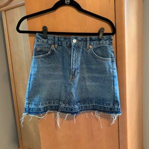 Topshop Moto denim skirt (size 4)